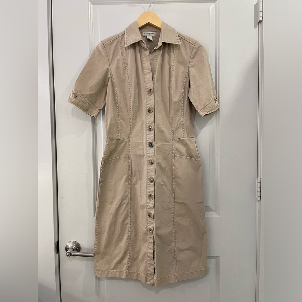 Banana Republic Beige Long Sleeve Dress